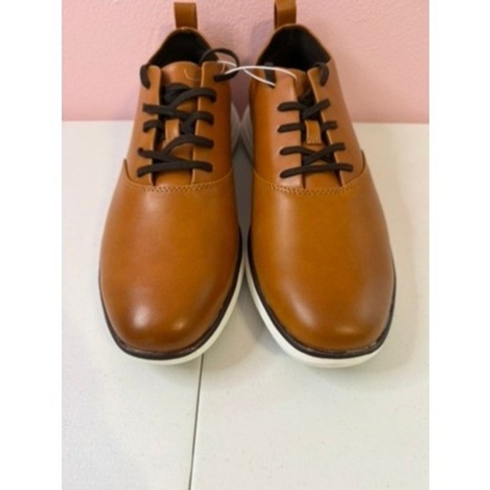 Goodfellow & Co Mens Cognac Lux Dress Sneakers Brown Memory Foam Shoes Size 10